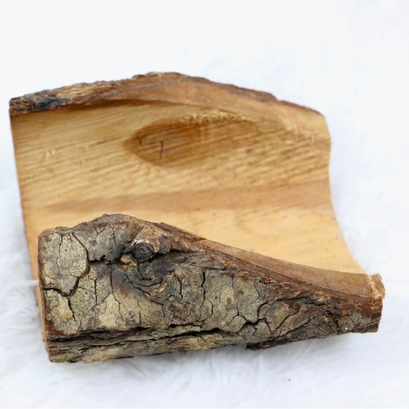 Reptile Hide - Half Natural Wood Log Hide for Reptiles - Picture 3 of 9